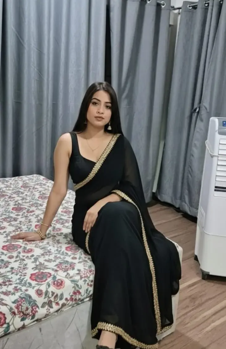 Aarohi Chopra, verified companion in Golf Links