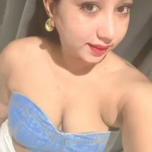 Aarohi Menon, escort gallery photo in Greater Kailash